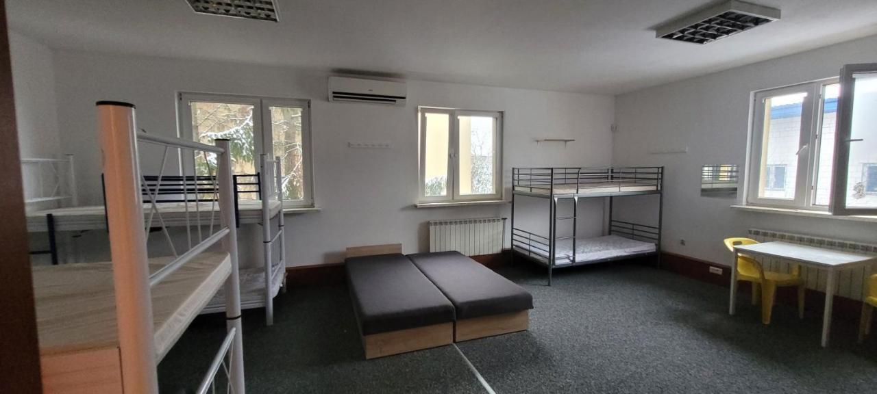 Amidi Hostel Piaseczno Пясечно Екстериор снимка